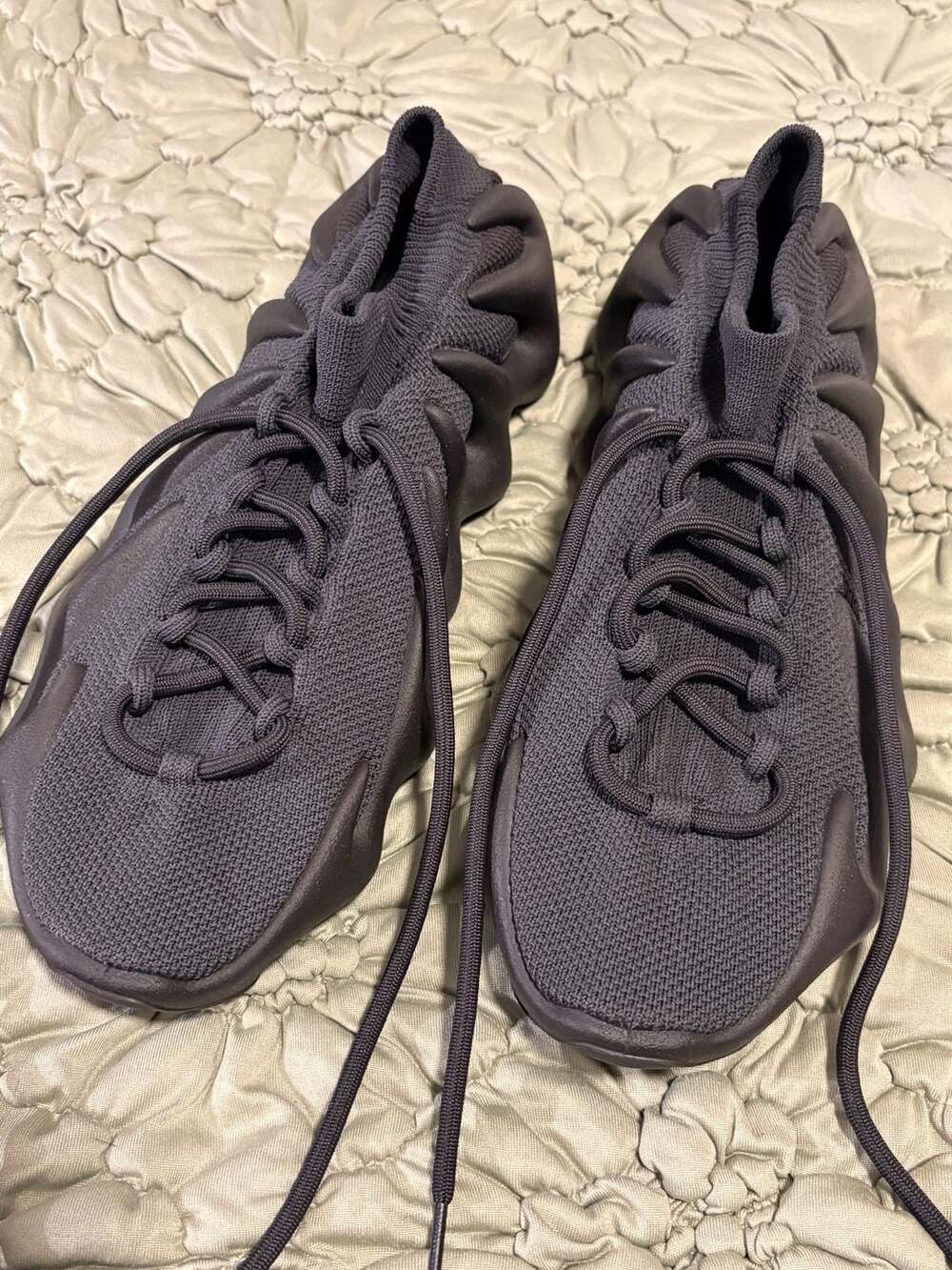Adidas Yeezy 450 Utility Black Sneakers 9.5